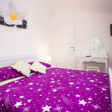 Apartment App Sara Kanfanar