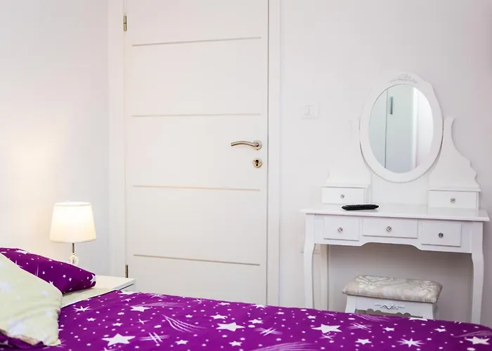 App Sara * カンファナル